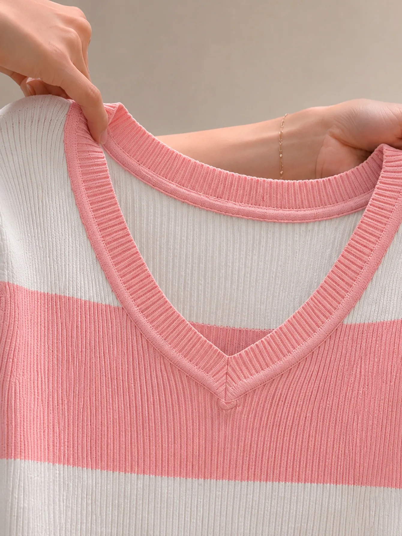 MIS0031 BEIGE Y ROJO 11770